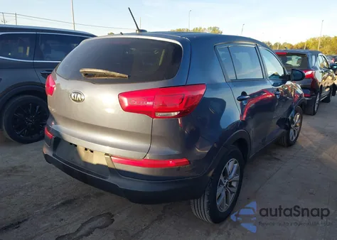 2016 Kia Sportage Lx z USA, uszkodzony, nr VIN KNDPB3AC7G7847781